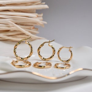 14k Gold Twisted Gold Hoop Earrings, Daynty Gold Twisted Hoops, Hoop Earrings Twist,  Mothers day gift, Gold Gift for women, Gift for her