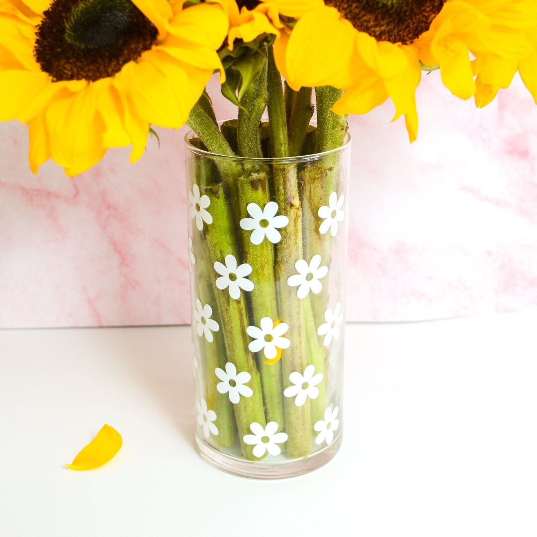 Daisy Vase Glass Vase Gift for Plant Mom White Daisies House Etsy