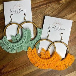 Beschwingt - Makramee Hoops aus Holz