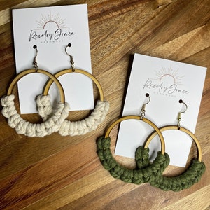 Serendipity - Makramee Holzohrringe