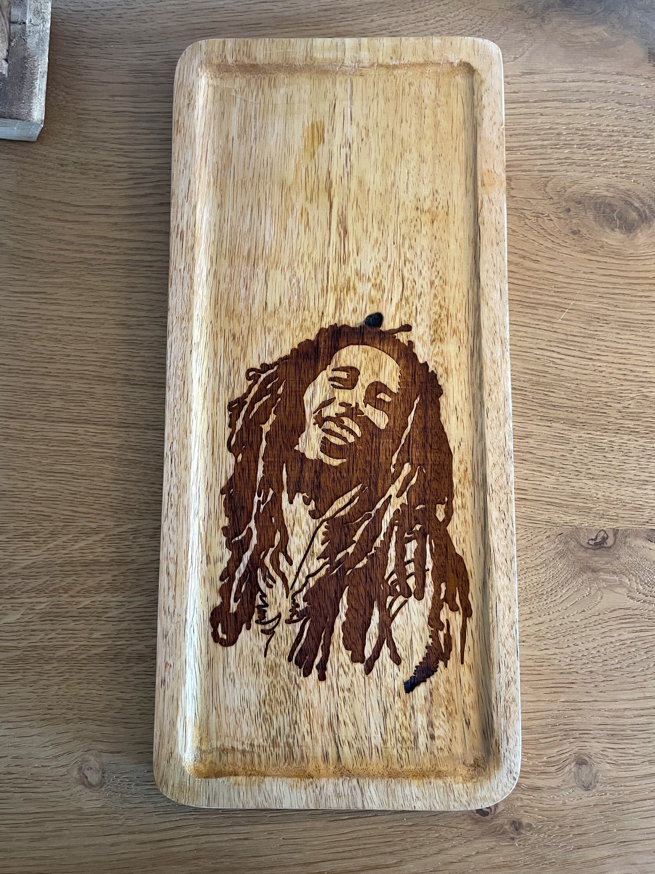 Plateaux en Manguier Gravé Bob Marley Personnalisé