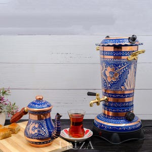 Samovar elétrico mini de cobre azul, 2,25L, revestido de estanho, gravado.