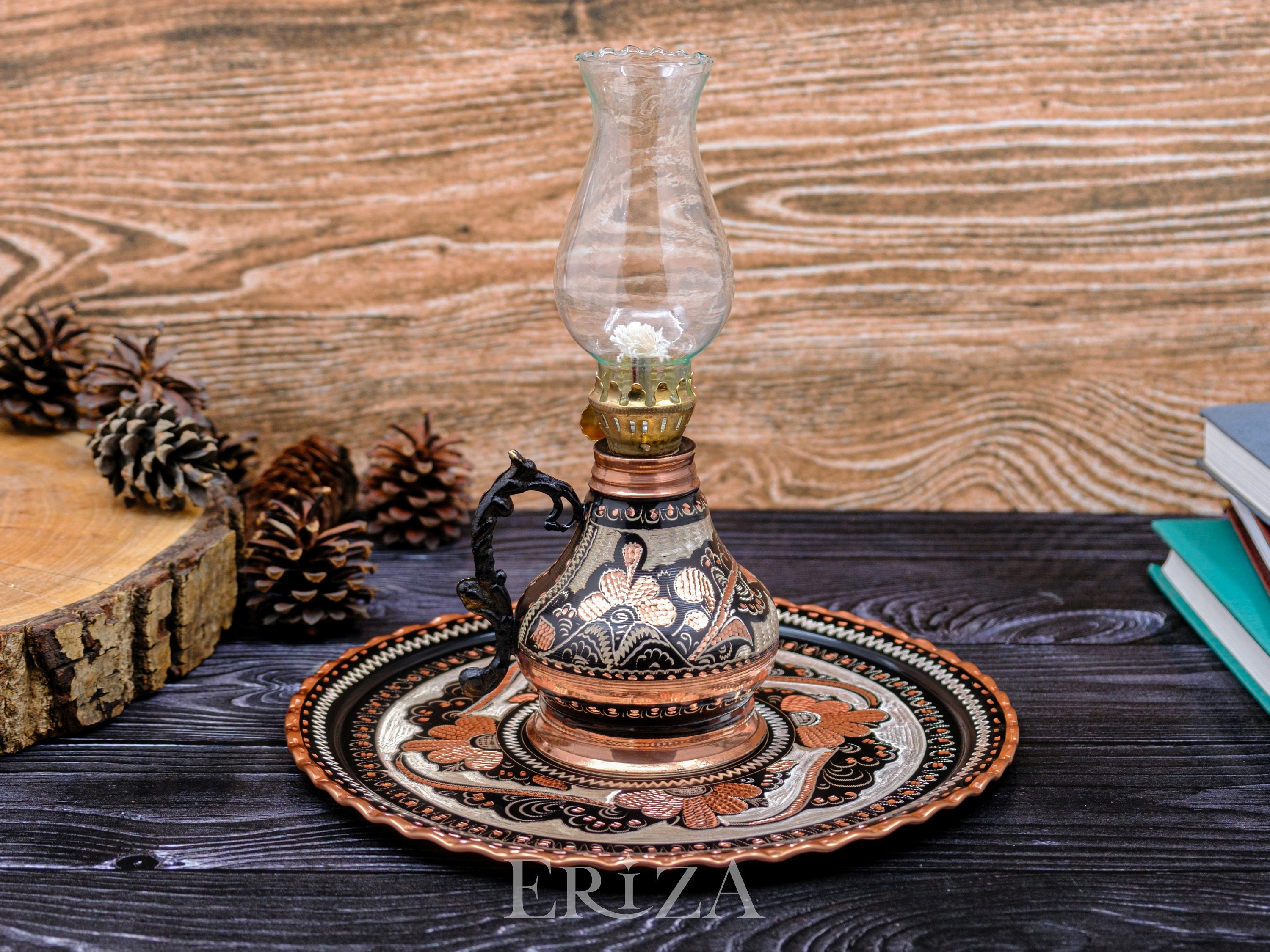 lampe à pétrole décorative vintage en cuivre