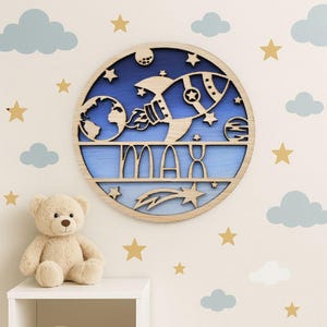 Letrero de madera con temática espacial – Arte mural personalizado de cohetes para niños – Nombre o texto personalizado para la habitación de tu bebé – Decoración 3D para habitación de bebé – Placa de estrellas galácticas