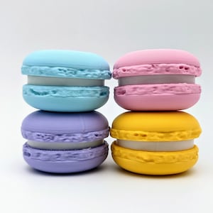 Macaron Clicker Fidget Toy – Sweet Keyboard Clicker for Stress Relief & Fun