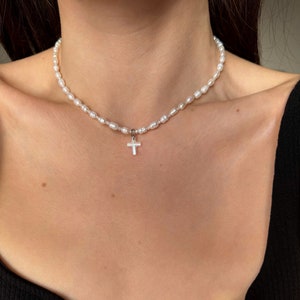 Dainty pearl and crystal cross necklace, tiny freshwater pearl choker and cross pendant, grunge style necklace image 1