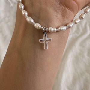 Dainty pearl and crystal cross necklace, tiny freshwater pearl choker and cross pendant, grunge style necklace image 3