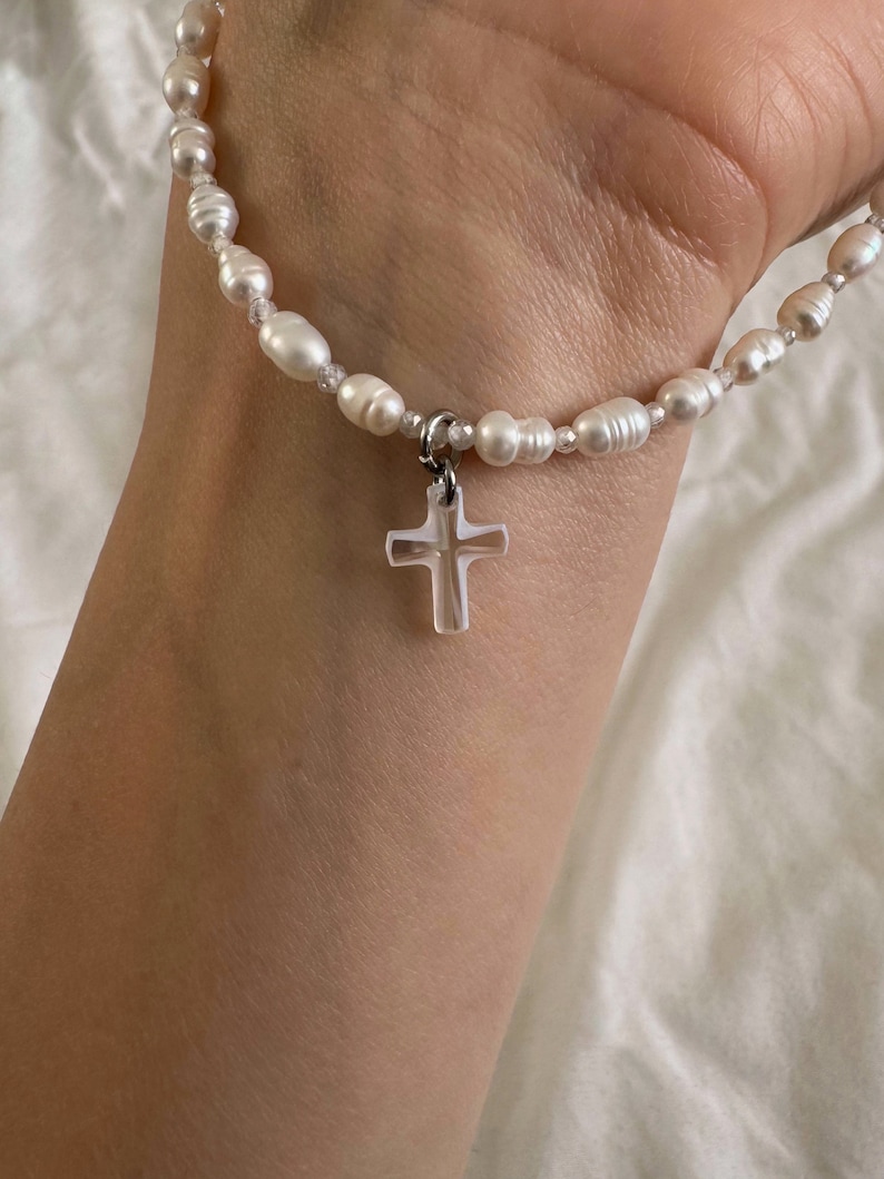 Dainty pearl and crystal cross necklace, tiny freshwater pearl choker and cross pendant, grunge style necklace image 3