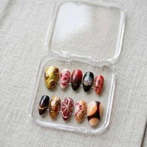 Golden Ember Abstract Custom Press-On Nails