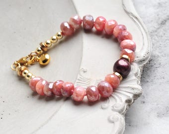 Handknotted Peach Moonstone Bracelet with Peacock Pearl, Elegant Gemstone Jewelry