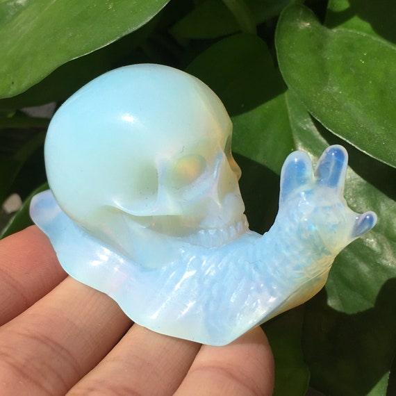 Natural aventurine Hand Carved Snail Skull Quartz Crystal Healing 1pc 