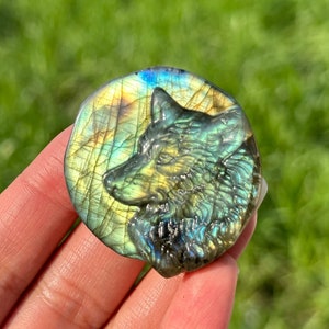 Labradorite Wolf Pendant,Hand Carved,Crystal Wolf,Home Decoration,Crystal Healing,Crystal Gift,Crystal Energy