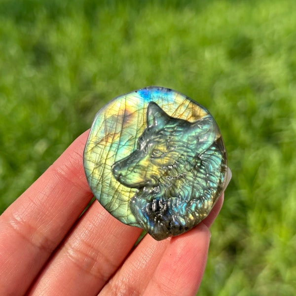 Labradorite Wolf Pendant,Hand Carved,Crystal Wolf,Home Decoration,Crystal Healing,Crystal Gift,Crystal Energy