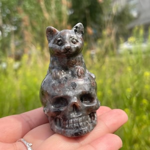 Natural Yooperlite Cat Skull,Hand Carved,Crystal Healing,Crystal Animal,Home Decoration,Reiki Healing,Crystal Gifts