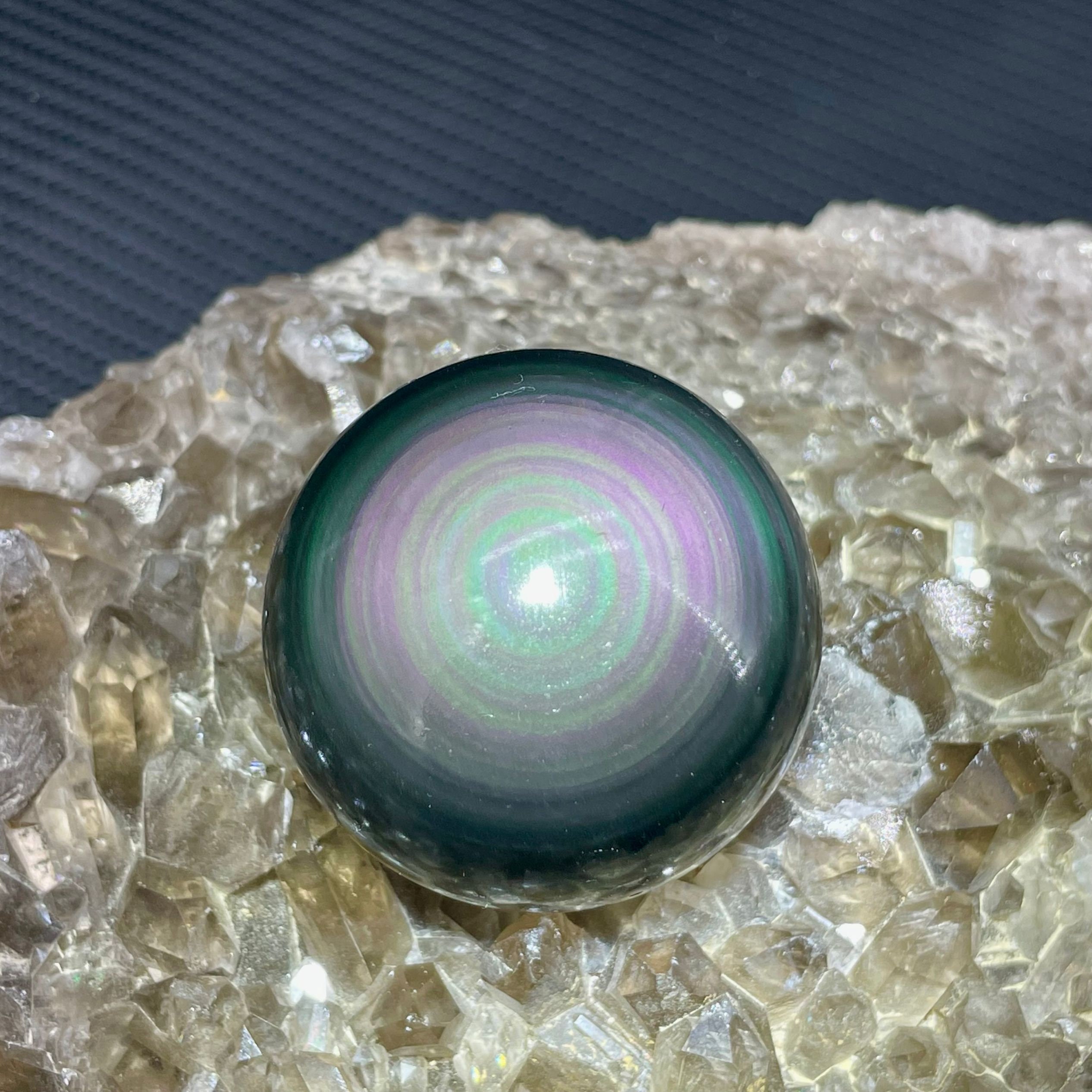 Cristalli Naturali Curativi Di Alta Qualà Calce Bianca Arcobaleno Sfera Sfera Decorazioni Per La Casa Reiki Lucido Decorazione Della Stanza Regalo Energetico - Foto 3