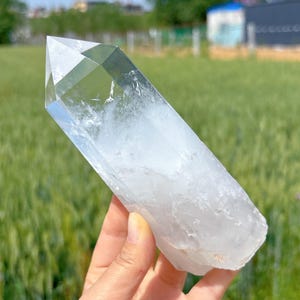 1.2LB Natural Clear Quartz Tower,Clear Quartz Crystal Obelisk,Crystal Wand,Crystal Stick Point,Mineral Specimens,Reiki Healing,Decor,Gifts
