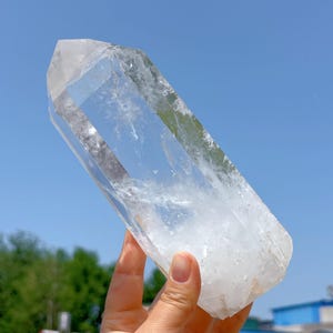 2.8LB Natural Clear Quartz Tower,Clear Quartz Crystal Obelisk,Crystal Wand,Crystal Stick Point,Mineral Specimens,Reiki Healing,Decor,Gifts