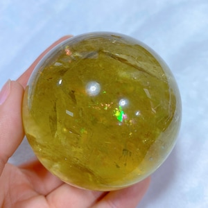 Esfera de citrino natural de alta calidad de 61 mm, bola arcoíris, decoración del hogar, curación con cristales, bola de adivinación, regalo de cristal, coleccionable de cristal.