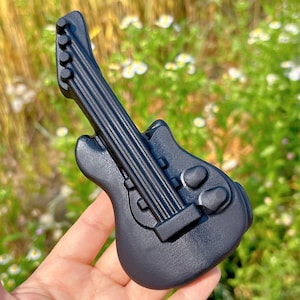 5.5“ Natural Obsidian Guitar,Quartz Crystal Guitar,Mineral sample,Gifts,Crystal Energy,Crystal Carving,Crystal Healing,Musical instrument