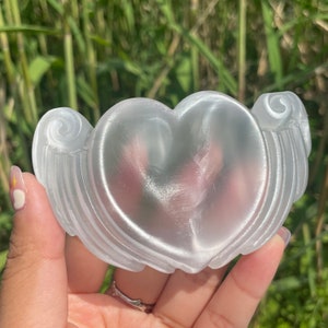 Natural Selenite Crystal Power Bowl,Heart Wing,Hand Carved,Crystal Collection,Crystal Gift,Crystal Healing,Home Decoration