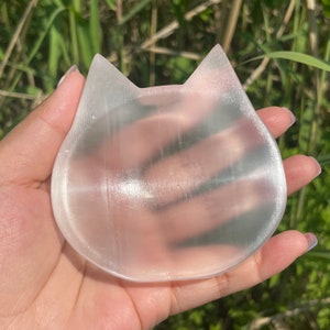 Natural Selenite Crystal Power Plate,Cat Ashtray,Hand Carved,Crystal Collection,Crystal Gift,Crystal Healing,Home Decoration