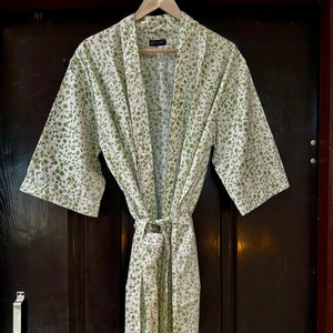 Indian floral robe,Green Flower 100% Cotton Indian Beach Kimono Robe ,Kimono Robe,Cotton Robe,Shower Robe, Maternity Robe Bath robe Dressing