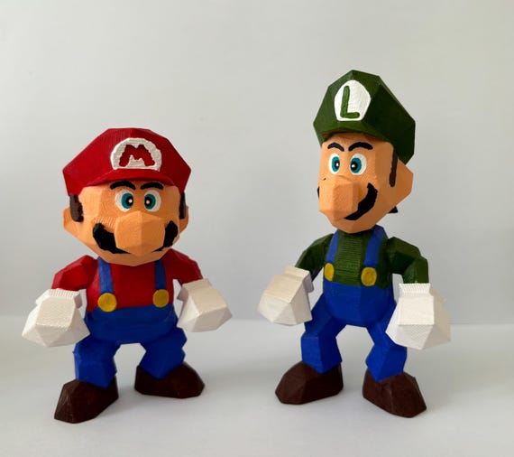 スーパーマリオとルイージ64の低ポリゴン3Dプリントフィギュア