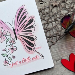 Carte de correspondance papillon, insecte aquarellé gobelin avec des fleurs sur les ailes, juste une petite note toutes les occasions de papeterie, original dessiné ar image 5