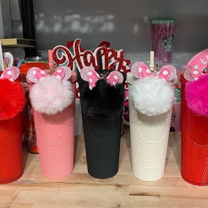 Minnie Mouse Pompom keychain