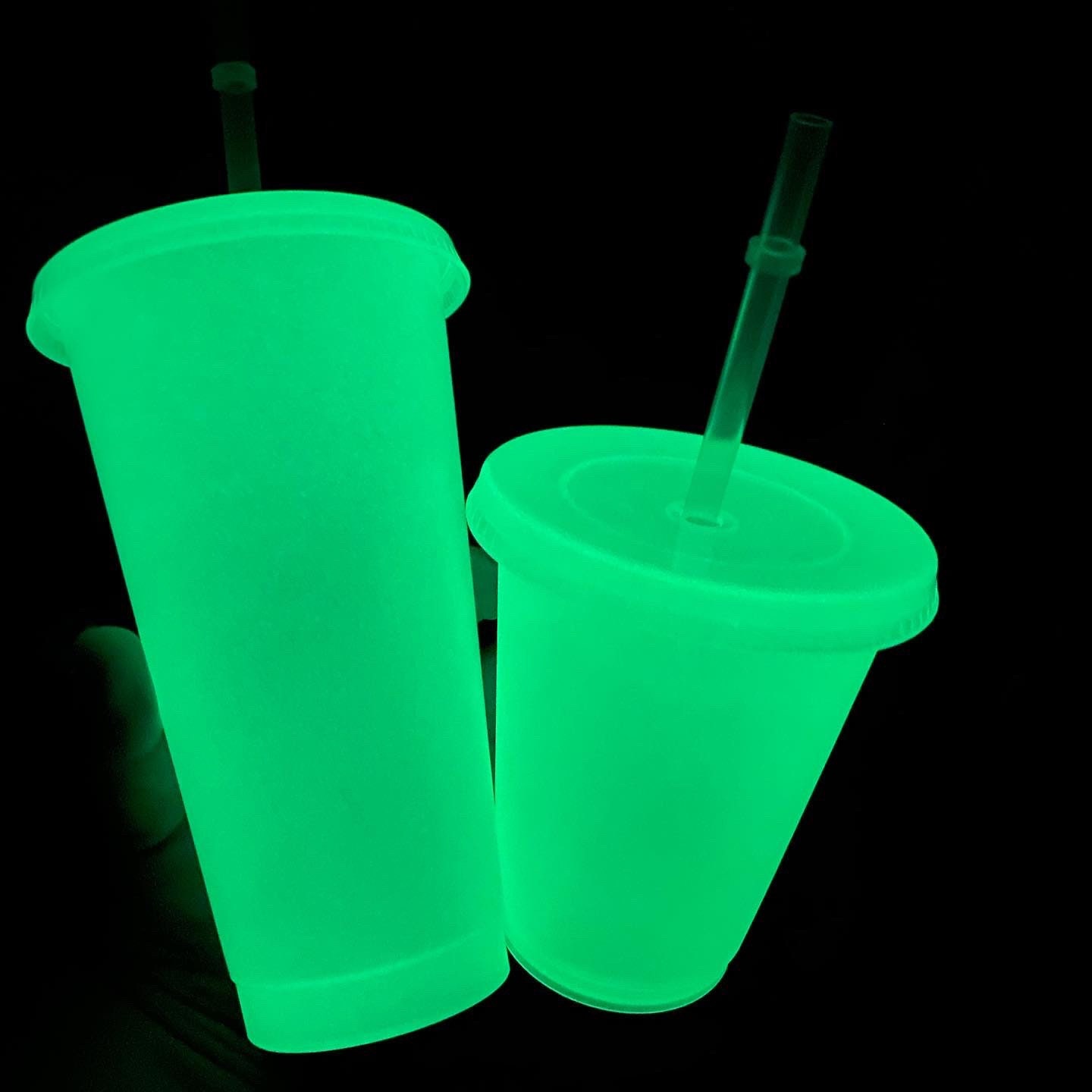 20 Count 16oz 7-colors Mixed Glow Party Glowing Party Cups Glow Stick Party  Cups Glow in the Dark Cup, Neon Party Cups Glow Party Glow Stick 