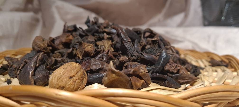 Dried Walnut Hull Husk Powder 100% organic non-GMO UK grown natural hair material dye ink arts crafts