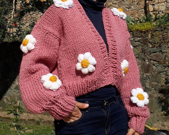 Pink Daisy Cardigan, Oversized Flower Cardigan, Mother's Day Gifts, Bloom  Cardigan Women, Cropped Knitted Cardigan, Handmade Chunky Cardigan 