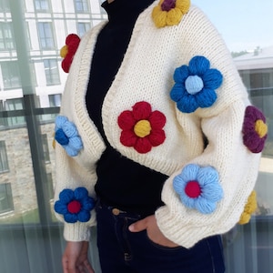 Daisy Cardigan for Woman,  Flower Cardigan, Multicolor Hand Knit Jacket Women, Chunky Cardigan, Bloom Cardigan, Cropped Cardigan, Knitting