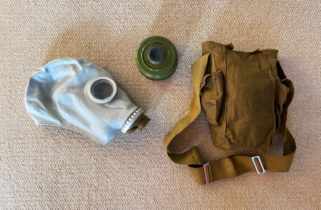 SAVE 40%!! Soviet Russian Military Gas Mask Only GP-5 - US Based Seller - Fast/cheap Delivery! - Etsy Mexico