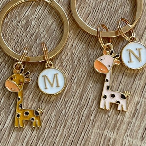 PERSONALISED GIRAFFE KEYRING/ initial keyring/ giraffe lover/ token gift/