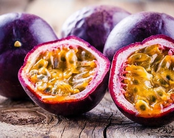 50 Purple Passion Fruit Seeds, Chanh Day Tim, Granadilla