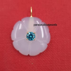 Hand Craving Flower Charm, Gemstone Flower Pendant, Rose Quartz Flower Pendant, Designer Flower Pendant, 14K Gold Gemstone Flower Pendant
