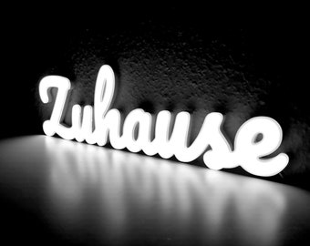 LED Schriftzug ZUHAUSE Home, Leuchtende Aufschrift Inschrift, NEONschild  Wohnzimmer, Lampe, Neonschriftzug, Deko-Wandleuchte -  Österreich