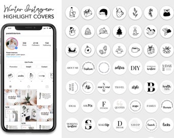Op de afbeelding: Een set van 36 zwart-witte Instagram-highlightcovers met winter- en feestthema's. De covers bevatten pictogrammen zoals een sneeuwpop, een kerstboom, een cadeau, een sok, een koffiekopje en een krans. De tekst op de covers bevat woorden als "Over mij", "Mode", "Selfies", "DIY", "Dagelijkse routine", "Beste dag", "Must Haves", "Ideeën", "Vraag me", "Fitness", "Citaten", "Familie", "Reizen", "Stijl", "Gezondheidstips", "Ochtendroutine", "Speciaal", "Make-up", "Decor", "Winkel", "Lunch" en "Links".