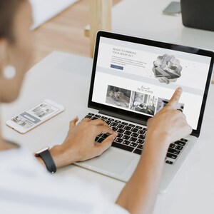 Wix Website Template Therapist Coach Health Coach Website Modern Minimalist Website Wix Templates Wix Web Design Service business Web theme