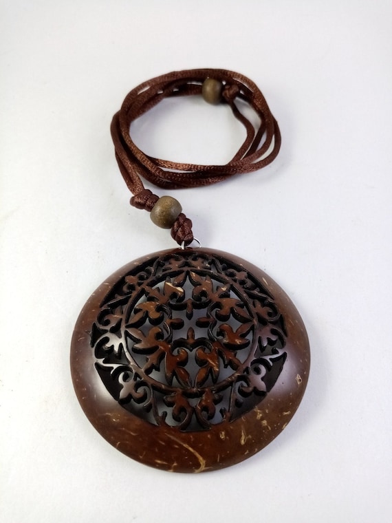 Coco Shell Pendant Coconut Shell Necklace Cotton Strap and