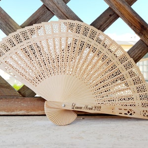 Ventaglio in legno / Ventaglio per matrimoni / Ventaglio personalizzato / Ventaglio inciso a laser / Made in Italy / Sostenibile