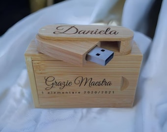 Chiavetta USB in legno / Chiavetta USB incisa con logo o testo / USB personalizzabile / Regalo insegnante / Bomboniera  / Sostenibile