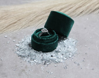 Velvet Emerald Green Engagement Ring Box - Great for proposals, engagements, weddings, anniversary, gifts