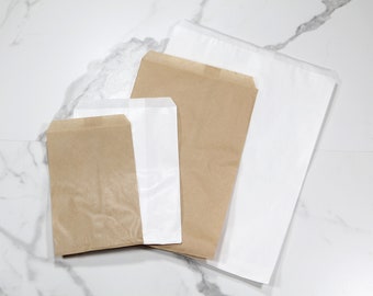 100 Pack Plain White Plain Brown Kraft Flat Paper Gift Bags, Great for packaging, merchandise, gifts, weddings, treats, party gift bag