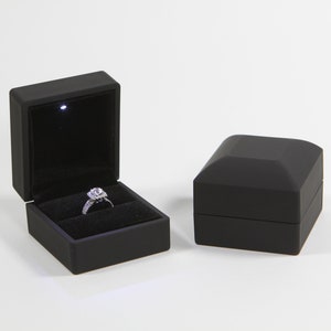 matte black ringbox with white led light