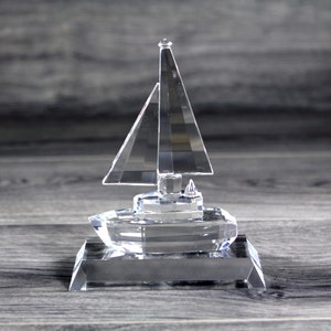 Personalized Engraved Crystal Sailboat - Comes with Velvet Gift Box, Great for Awards, Nautical Gifts