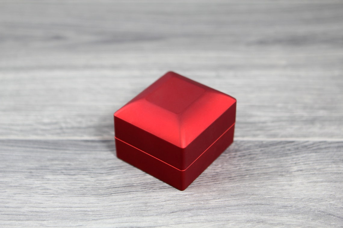 Red Engagement Ring Box With LED Light - Great for Proposals, Weddings ...
