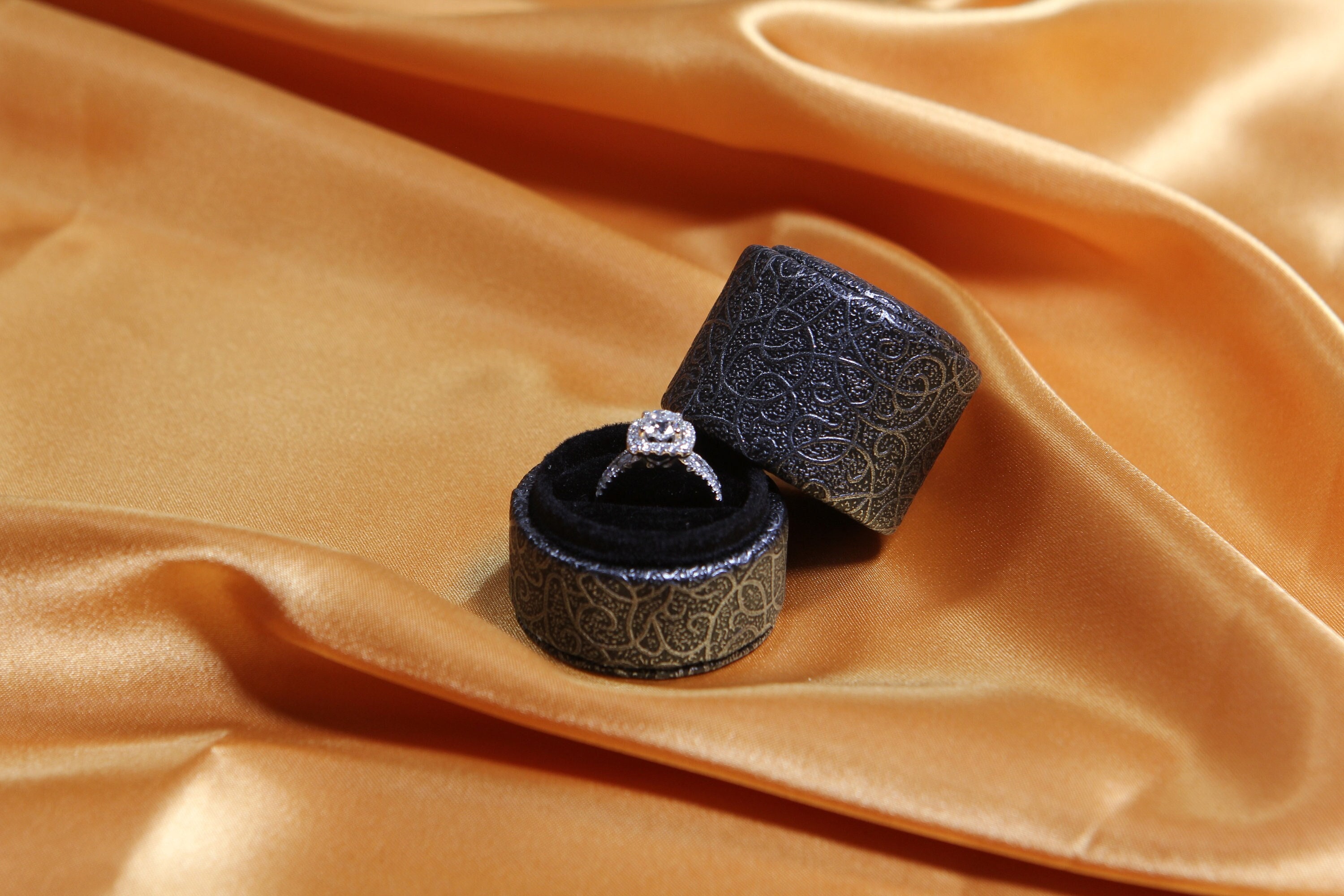 Tiny Vintage Engagement Ring Box Proposal Ring Box Ring Box for Gifts Velvet Ring Box Handmade Ring Box Antique Ring Box Single Slot Etsy