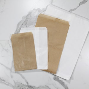 Kraft paper bags for pacakging comes in different sizes ranging from 4x6, 5x7 , 6x9 , 8.5x11